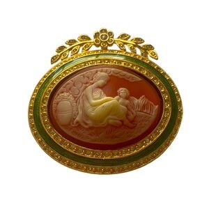 Vintage Joan Rivers “A Mothers Love” Cameo Brooch